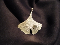 Ginko et pierre de Lune